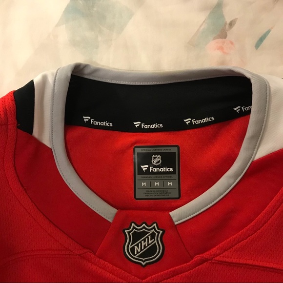 NWOT Ottawa Sens Jersey - Picture 7 of 7